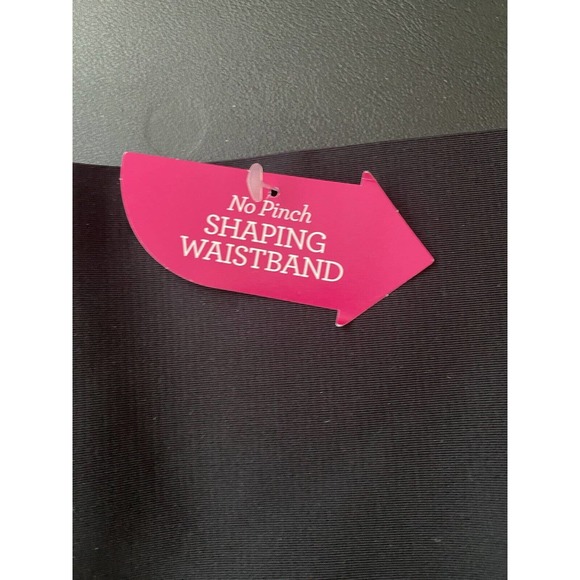 Maidenform Self Expressions Black Firm Shapes Thong With Lace - Size Small - Picture 3 of 6